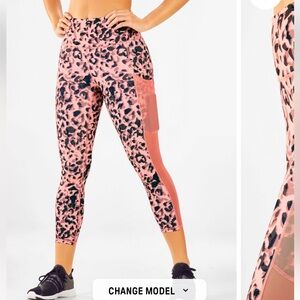 Fabletics On-The-Go PowerHold® High-Waisted Capri